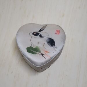 Vintage Silky Asian Inspired Heart-Shaped Silver and Black Rabbit Trinket Box